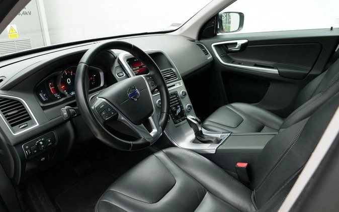 Volvo XC 60 cena 97900 przebieg: 145700, rok produkcji 2016 z Mielec małe 596